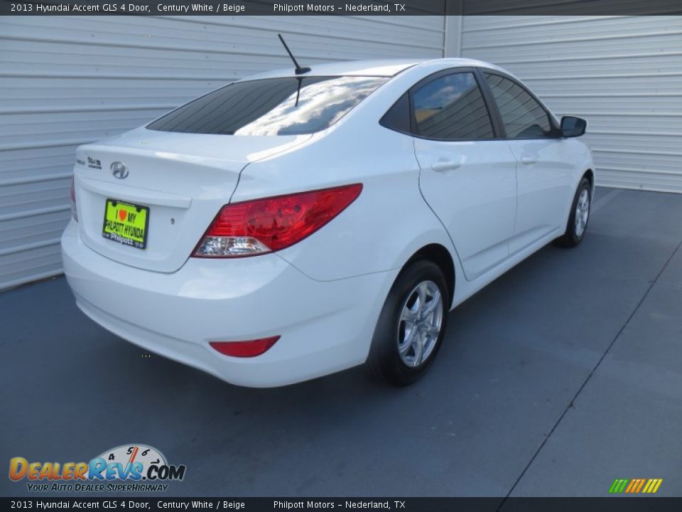 2013 Hyundai Accent GLS 4 Door Century White / Beige Photo #4