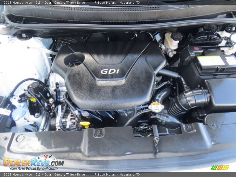2013 Hyundai Accent GLS 4 Door Century White / Beige Photo #20