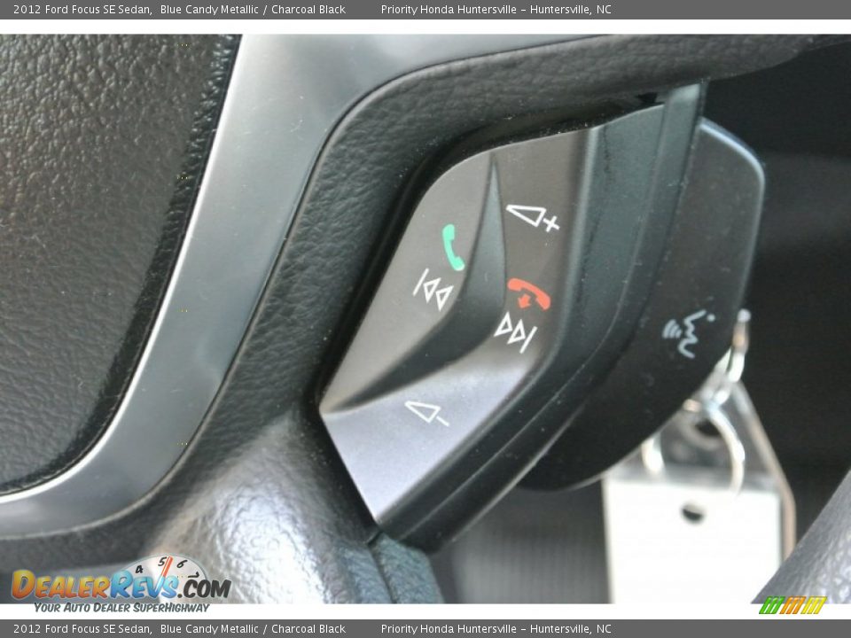 2012 Ford Focus SE Sedan Blue Candy Metallic / Charcoal Black Photo #17