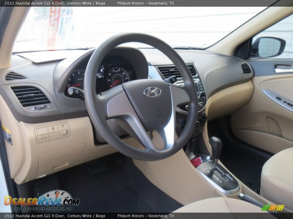 2013 Hyundai Accent GLS 4 Door Century White / Beige Photo #35