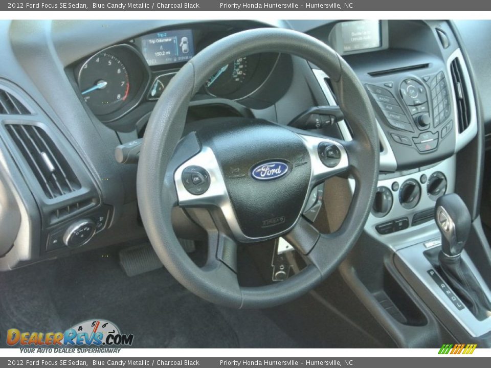 2012 Ford Focus SE Sedan Blue Candy Metallic / Charcoal Black Photo #26