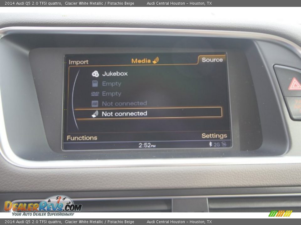 2014 Audi Q5 2.0 TFSI quattro Glacier White Metallic / Pistachio Beige Photo #22