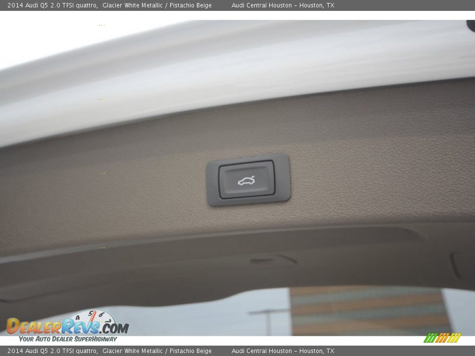 2014 Audi Q5 2.0 TFSI quattro Glacier White Metallic / Pistachio Beige Photo #32