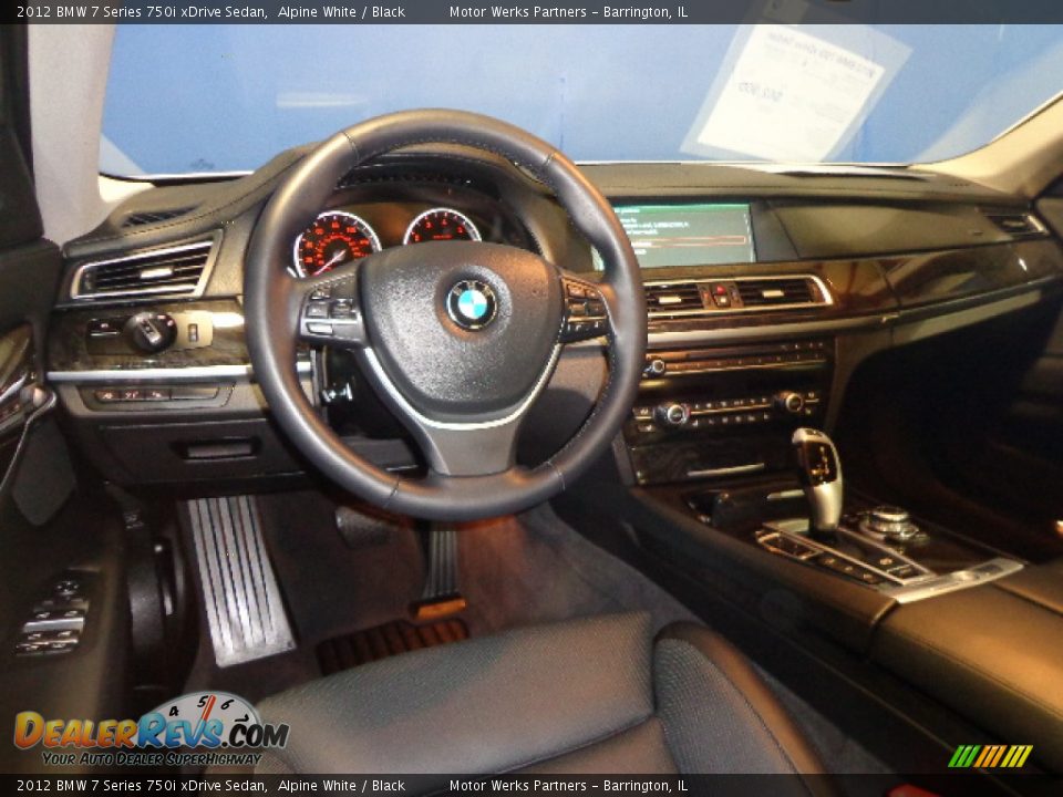 2012 BMW 7 Series 750i xDrive Sedan Alpine White / Black Photo #14