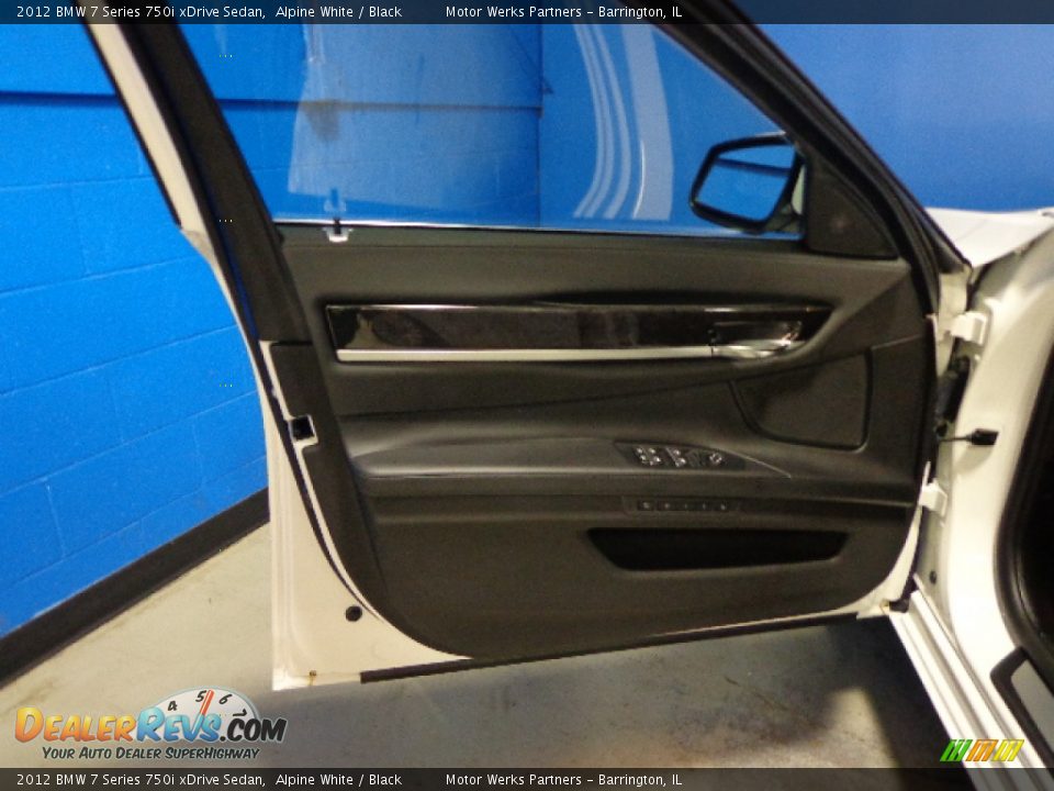 2012 BMW 7 Series 750i xDrive Sedan Alpine White / Black Photo #15