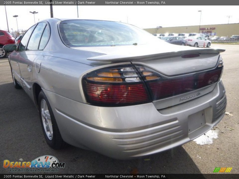 2005 Pontiac Bonneville SE Liquid Silver Metallic / Dark Pewter Photo #3