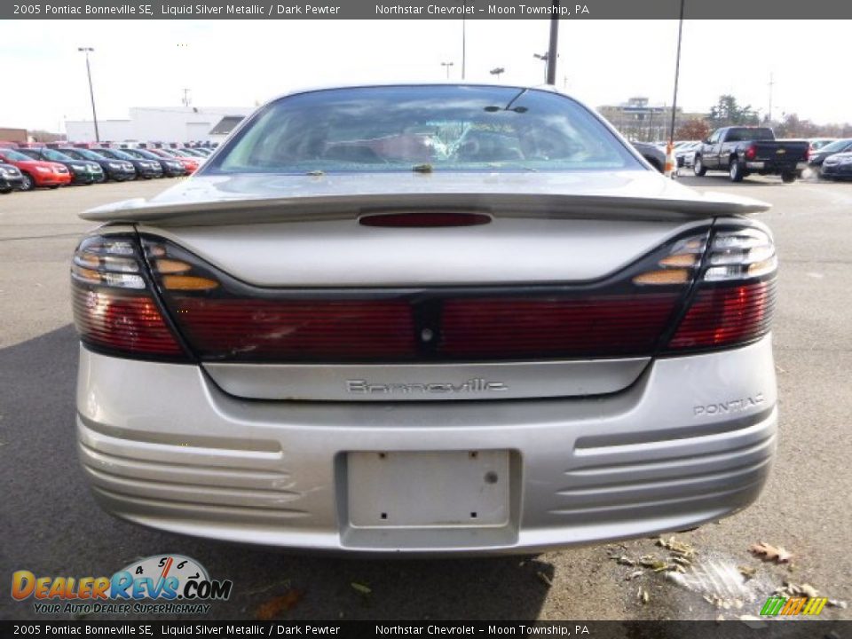 2005 Pontiac Bonneville SE Liquid Silver Metallic / Dark Pewter Photo #4