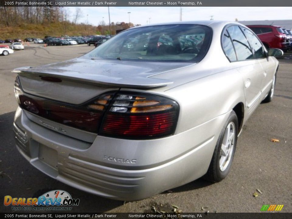 2005 Pontiac Bonneville SE Liquid Silver Metallic / Dark Pewter Photo #5