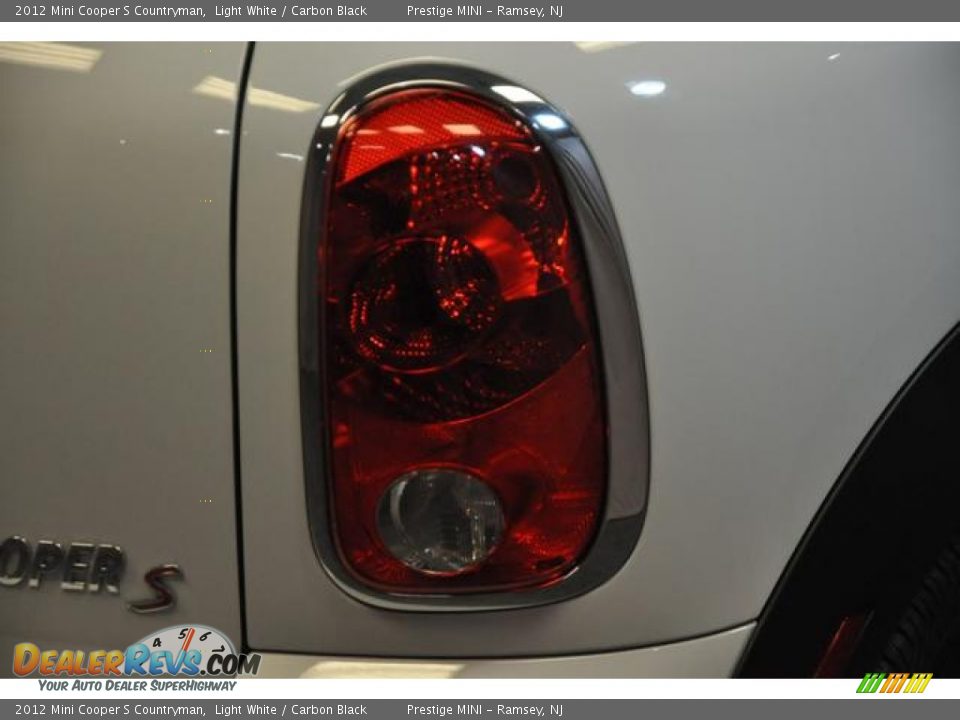 2012 Mini Cooper S Countryman Light White / Carbon Black Photo #14