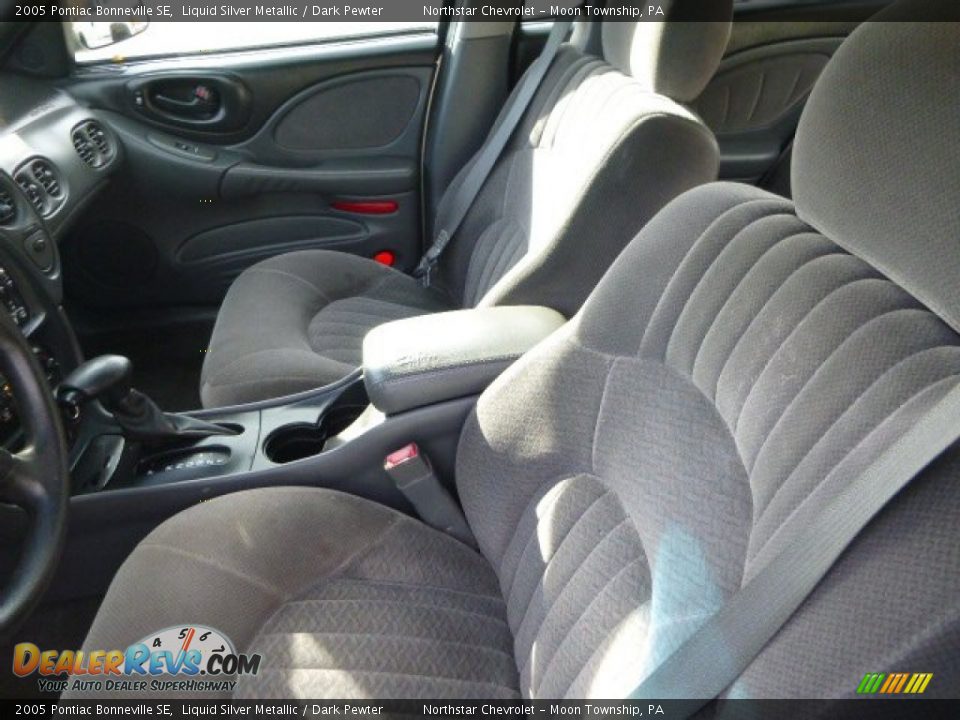 2005 Pontiac Bonneville SE Liquid Silver Metallic / Dark Pewter Photo #9