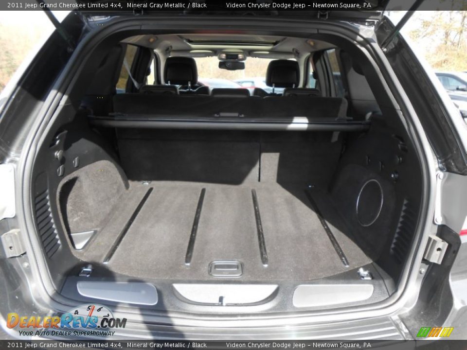 2011 Jeep Grand Cherokee Limited 4x4 Mineral Gray Metallic / Black Photo #16