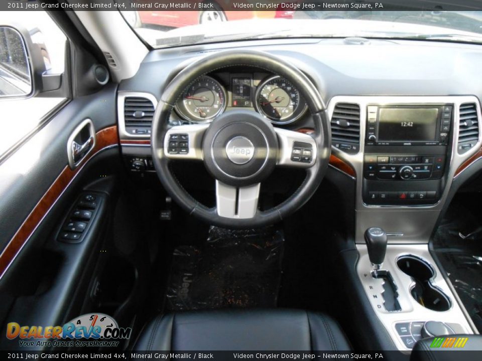 2011 Jeep Grand Cherokee Limited 4x4 Mineral Gray Metallic / Black Photo #19