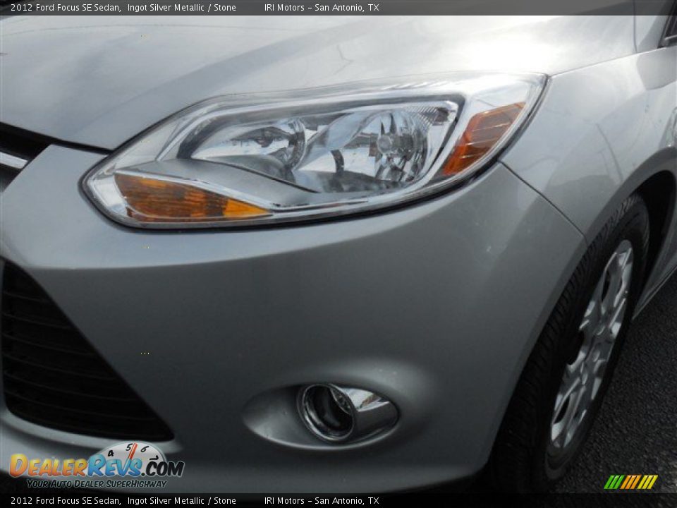 2012 Ford Focus SE Sedan Ingot Silver Metallic / Stone Photo #4