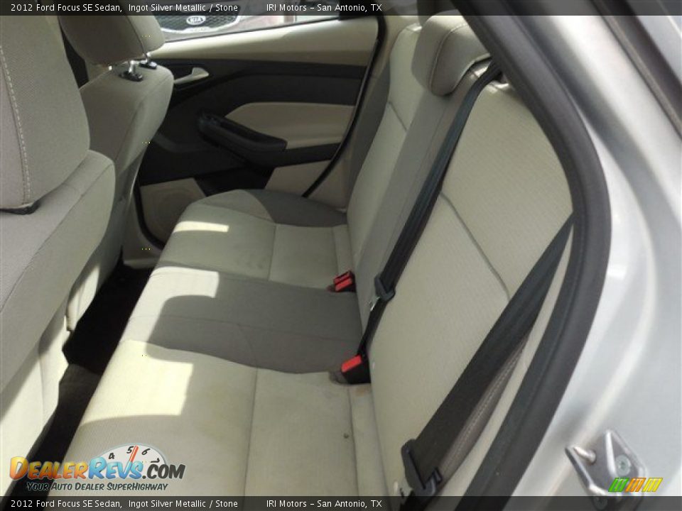 2012 Ford Focus SE Sedan Ingot Silver Metallic / Stone Photo #15