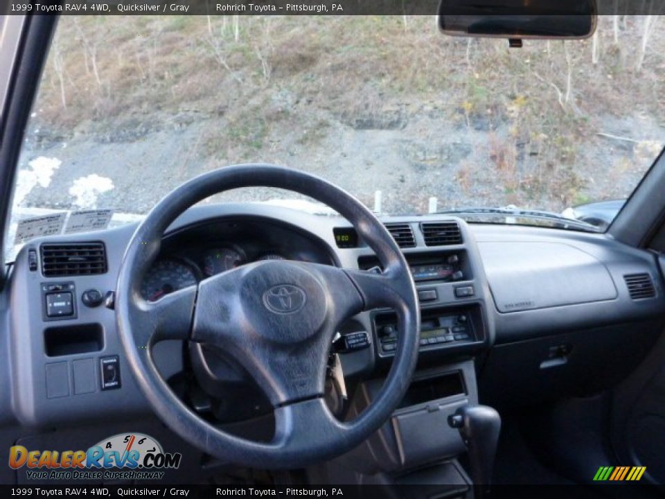 1999 Toyota RAV4 4WD Quicksilver / Gray Photo #6