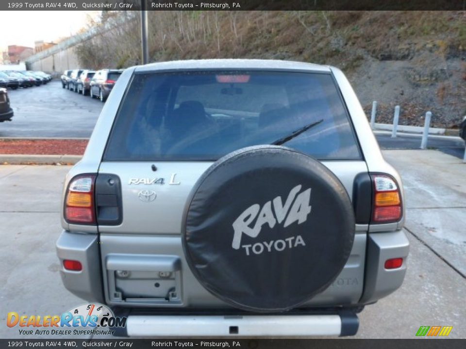 1999 Toyota RAV4 4WD Quicksilver / Gray Photo #11