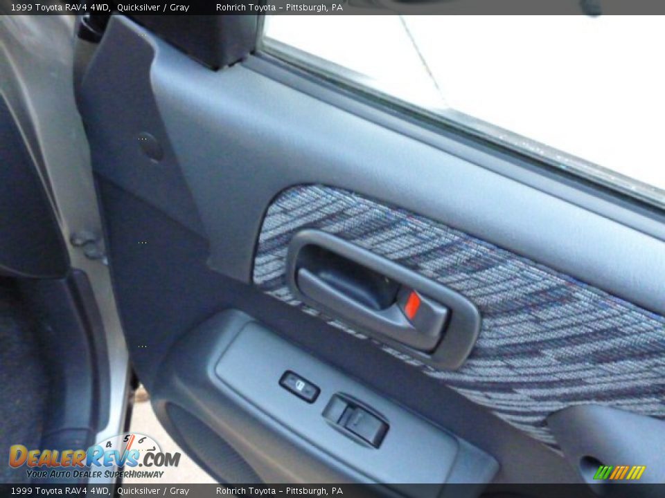1999 Toyota RAV4 4WD Quicksilver / Gray Photo #15