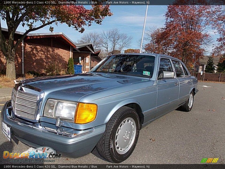 Front 3/4 View of 1986 Mercedes-Benz S Class 420 SEL Photo #1