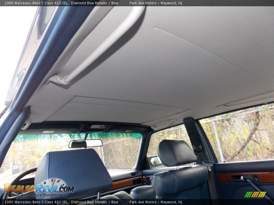1986 Mercedes-Benz S Class 420 SEL Diamond Blue Metallic / Blue Photo #24