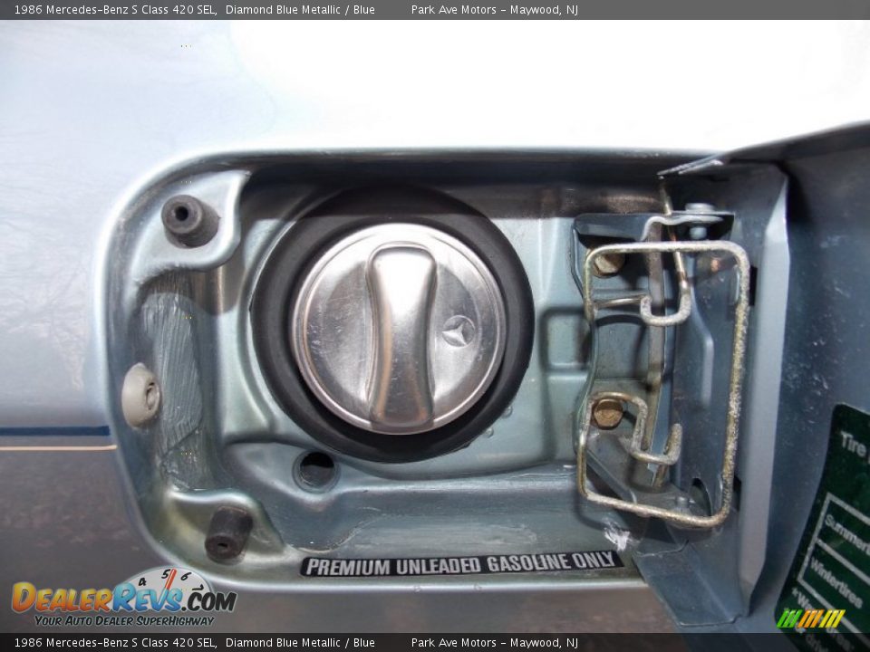 1986 Mercedes-Benz S Class 420 SEL Diamond Blue Metallic / Blue Photo #36