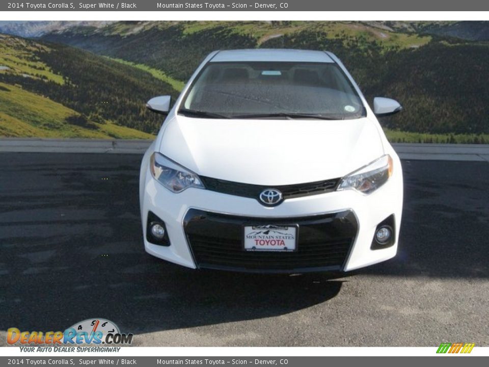 2014 Toyota Corolla S Super White / Black Photo #2