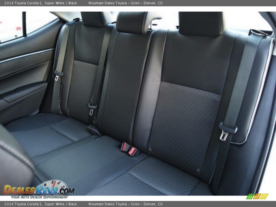 2014 Toyota Corolla S Super White / Black Photo #7