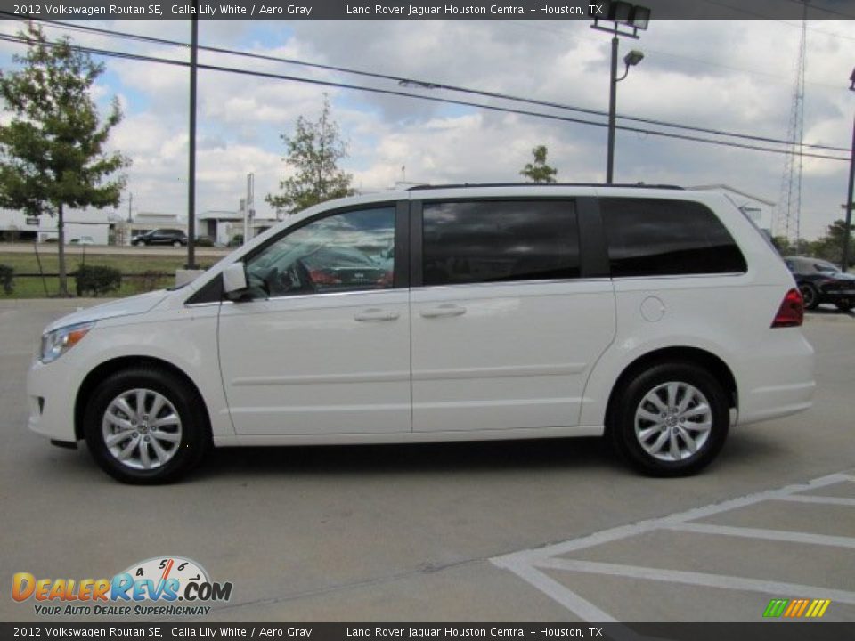 2012 Volkswagen Routan SE Calla Lily White / Aero Gray Photo #7
