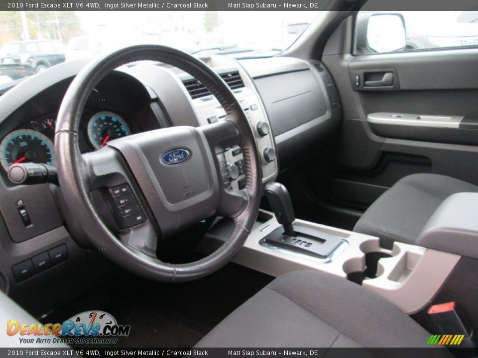 2010 Ford Escape XLT V6 4WD Ingot Silver Metallic / Charcoal Black Photo #10