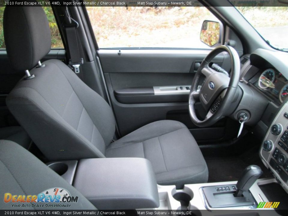 2010 Ford Escape XLT V6 4WD Ingot Silver Metallic / Charcoal Black Photo #15