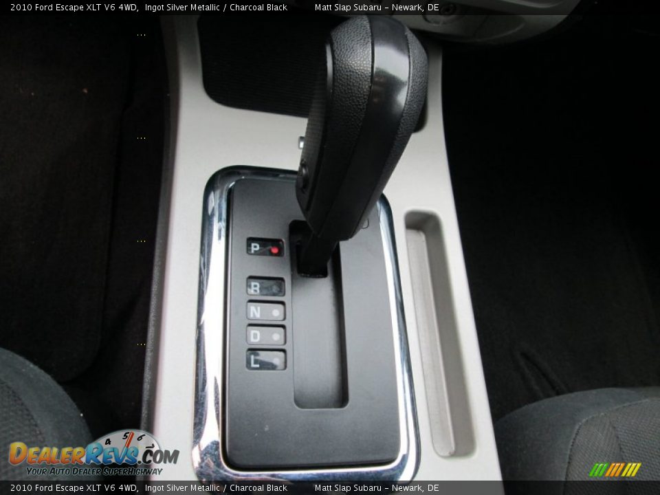 2010 Ford Escape XLT V6 4WD Ingot Silver Metallic / Charcoal Black Photo #26