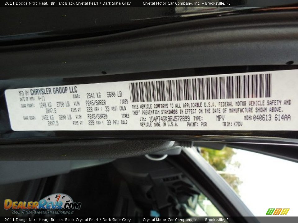 2011 Dodge Nitro Heat Brilliant Black Crystal Pearl / Dark Slate Gray Photo #23
