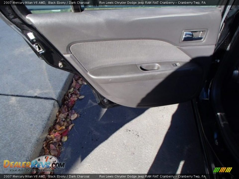2007 Mercury Milan V6 AWD Black Ebony / Dark Charcoal Photo #13