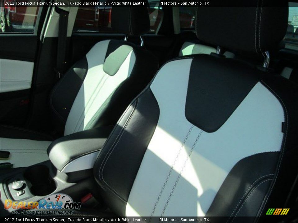 2012 Ford Focus Titanium Sedan Tuxedo Black Metallic / Arctic White Leather Photo #8