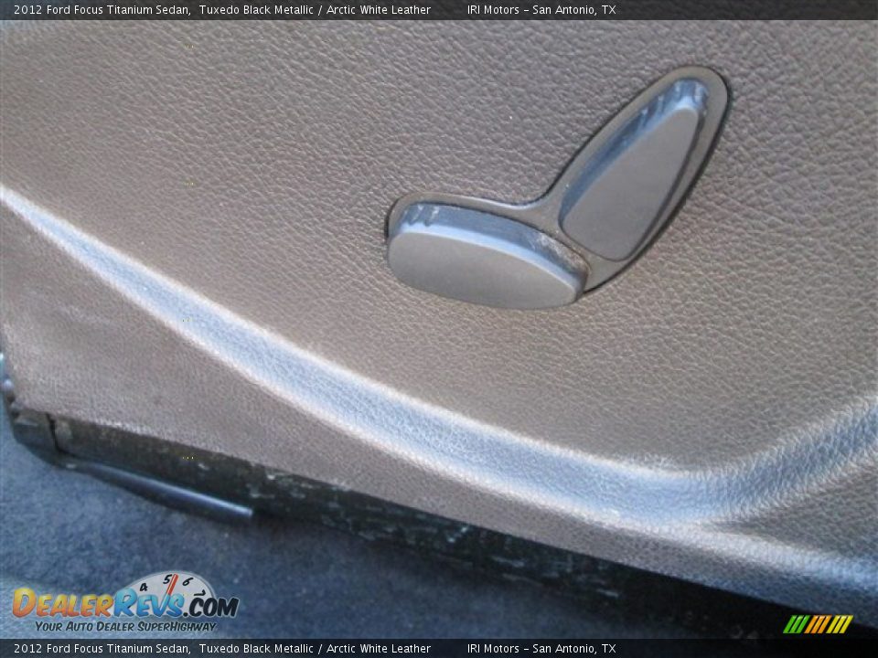 2012 Ford Focus Titanium Sedan Tuxedo Black Metallic / Arctic White Leather Photo #17