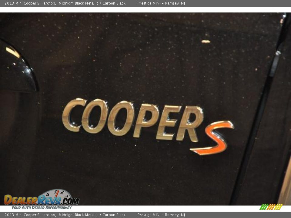 2013 Mini Cooper S Hardtop Midnight Black Metallic / Carbon Black Photo #15