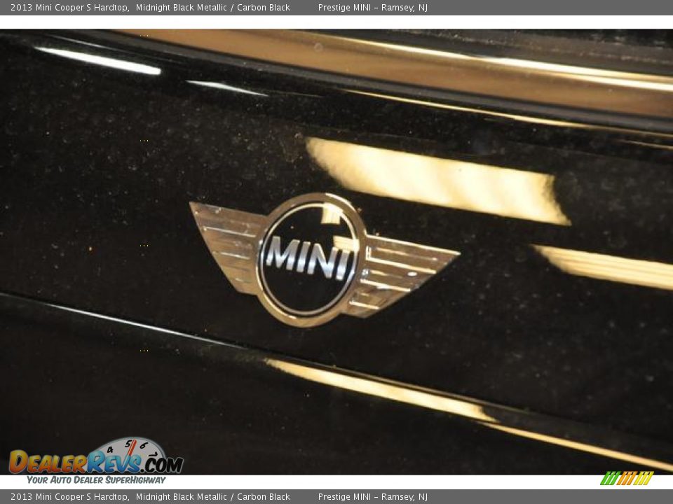 2013 Mini Cooper S Hardtop Midnight Black Metallic / Carbon Black Photo #16