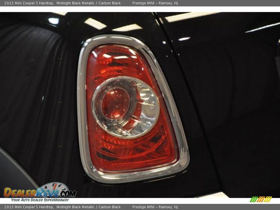 2013 Mini Cooper S Hardtop Midnight Black Metallic / Carbon Black Photo #20