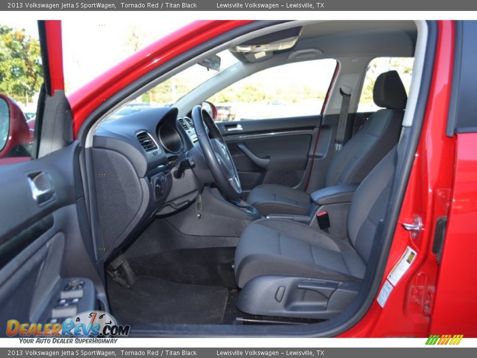 Titan Black Interior - 2013 Volkswagen Jetta S SportWagen Photo #9