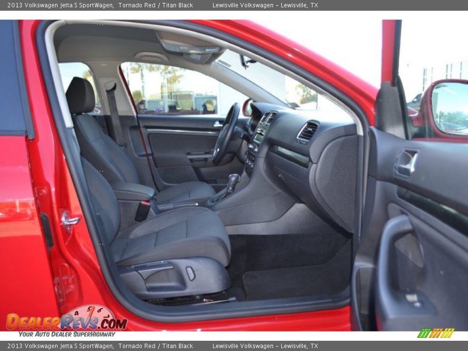 2013 Volkswagen Jetta S SportWagen Tornado Red / Titan Black Photo #10