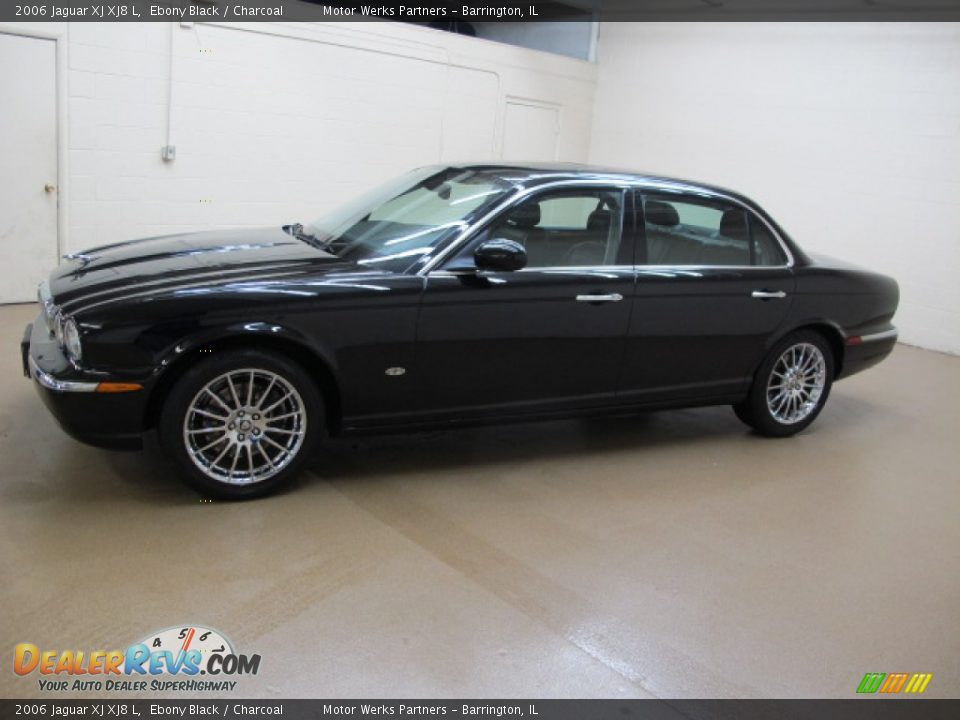 2006 Jaguar XJ XJ8 L Ebony Black / Charcoal Photo #5