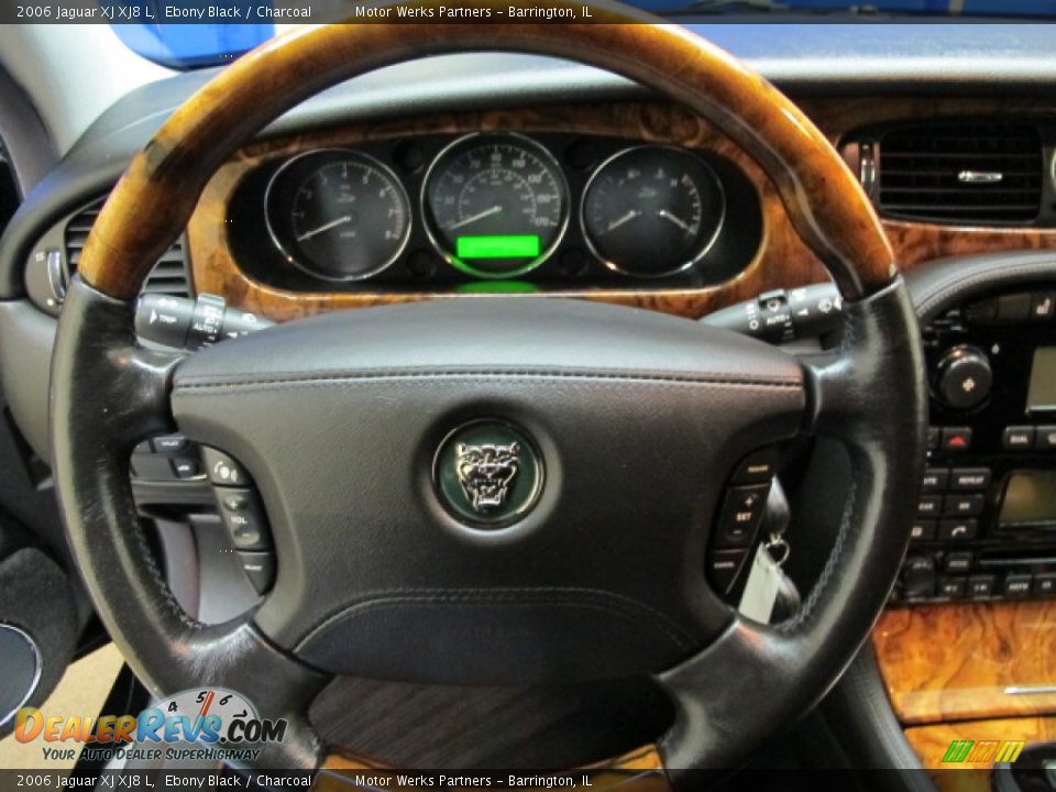 2006 Jaguar XJ XJ8 L Ebony Black / Charcoal Photo #34