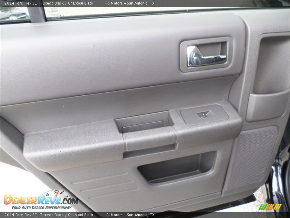 2014 Ford Flex SE Tuxedo Black / Charcoal Black Photo #15