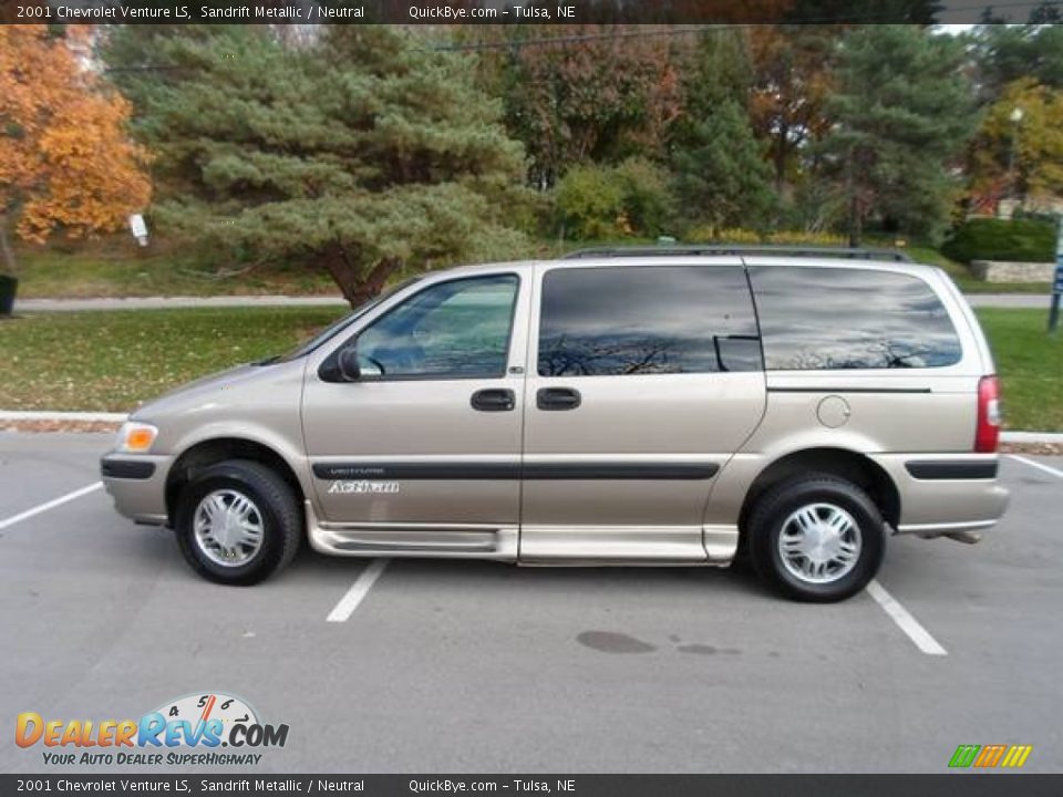 2001 Chevrolet Venture LS Sandrift Metallic / Neutral Photo #1