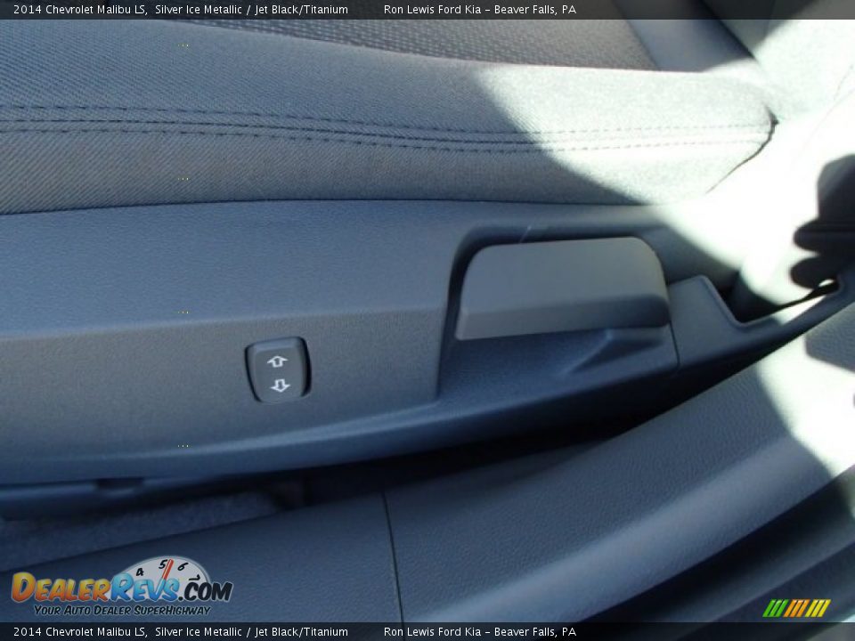 2014 Chevrolet Malibu LS Silver Ice Metallic / Jet Black/Titanium Photo #16