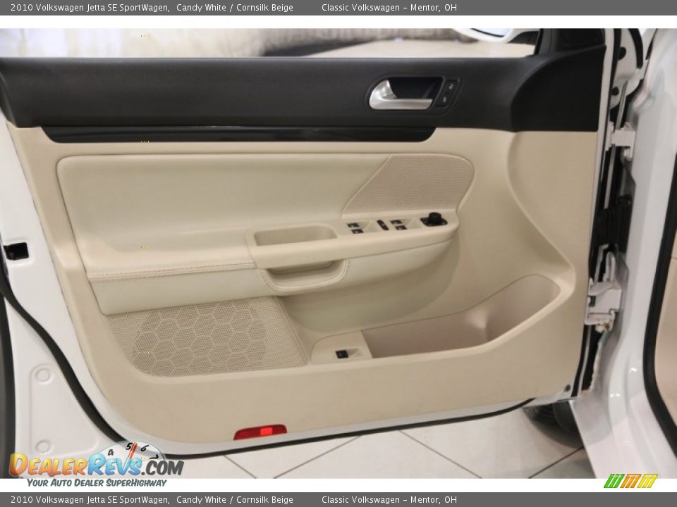 2010 Volkswagen Jetta SE SportWagen Candy White / Cornsilk Beige Photo #4