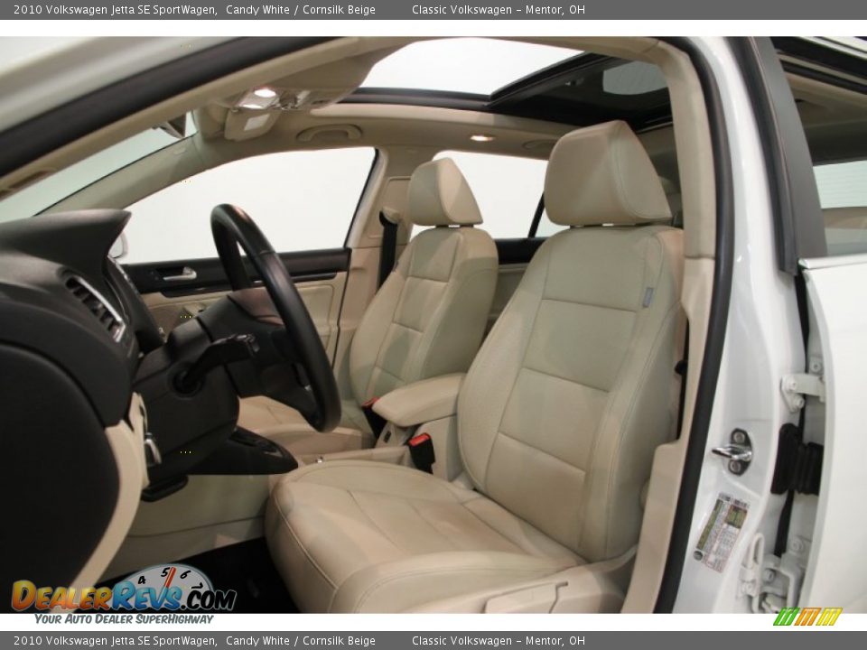 2010 Volkswagen Jetta SE SportWagen Candy White / Cornsilk Beige Photo #5