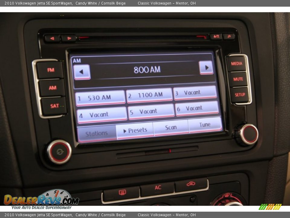 2010 Volkswagen Jetta SE SportWagen Candy White / Cornsilk Beige Photo #11