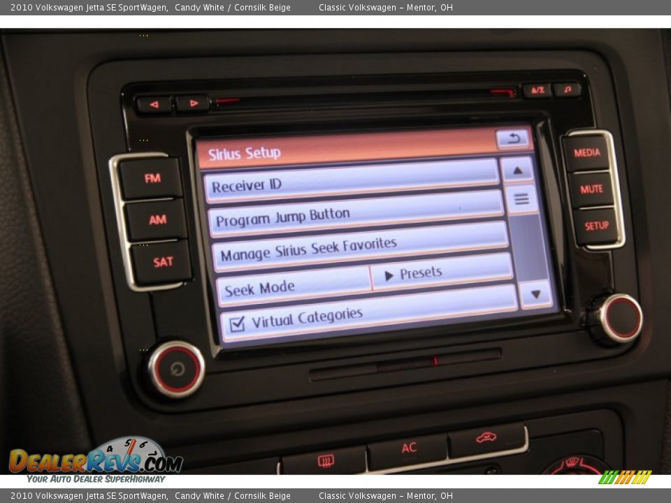 2010 Volkswagen Jetta SE SportWagen Candy White / Cornsilk Beige Photo #16