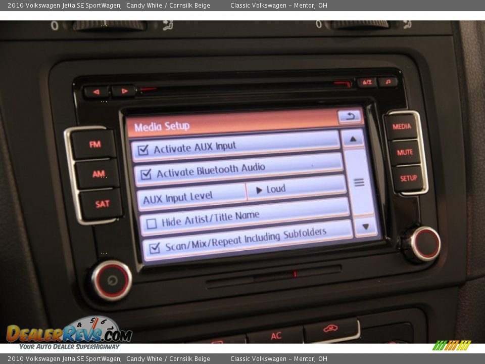 2010 Volkswagen Jetta SE SportWagen Candy White / Cornsilk Beige Photo #18