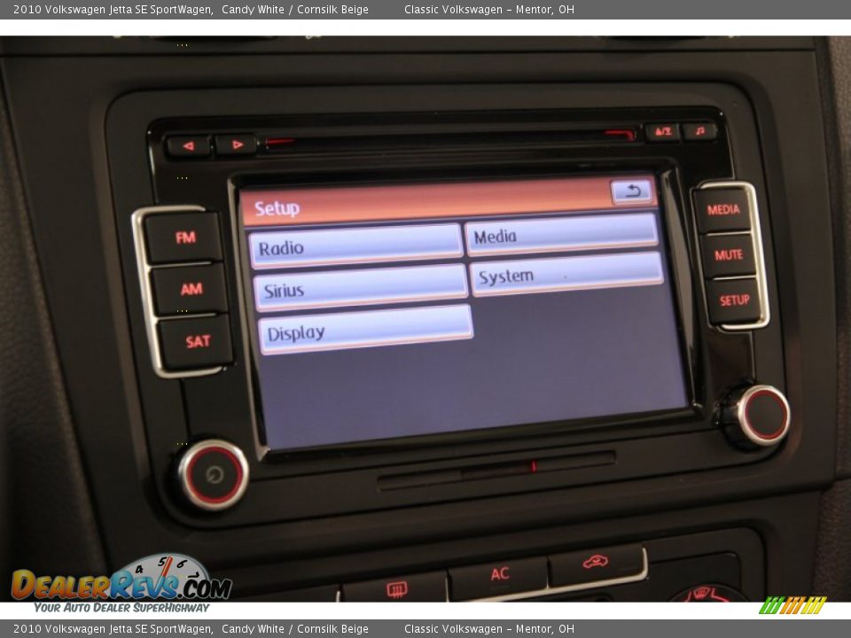 2010 Volkswagen Jetta SE SportWagen Candy White / Cornsilk Beige Photo #19